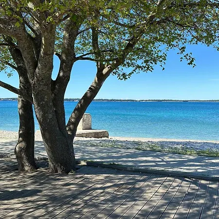 Nika Holiday home